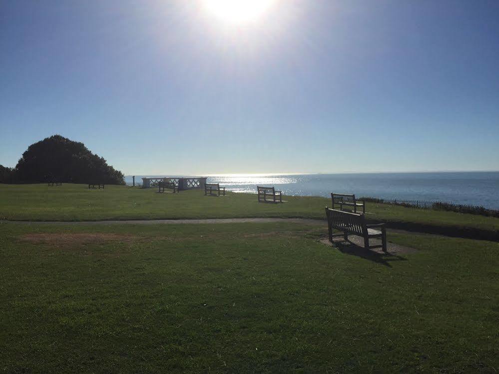 The View Hotel Folkestone, A Member Of Radisson Individuals Dış mekan fotoğraf