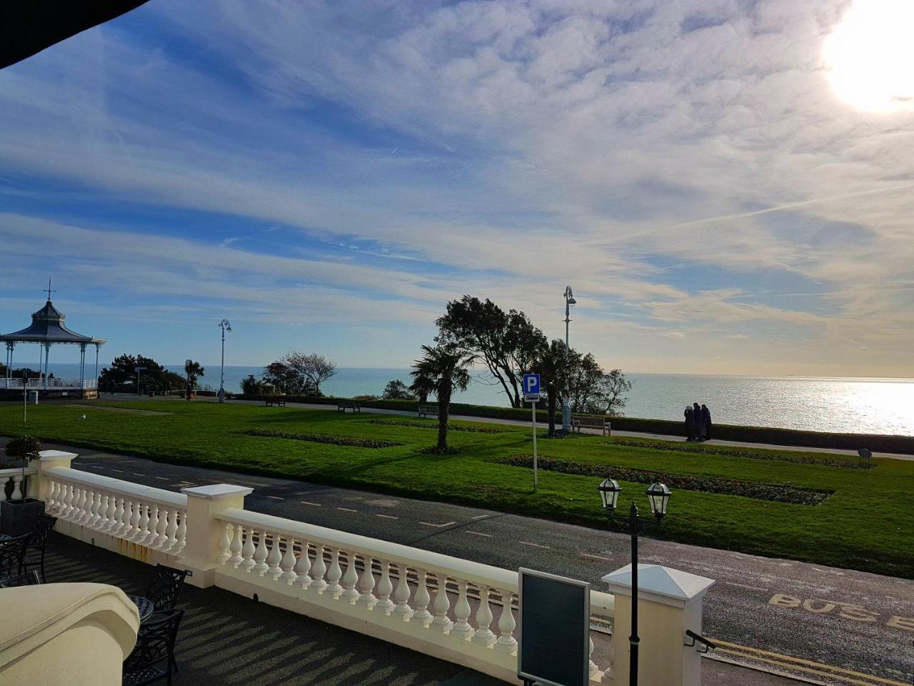 The View Hotel Folkestone, A Member Of Radisson Individuals Dış mekan fotoğraf